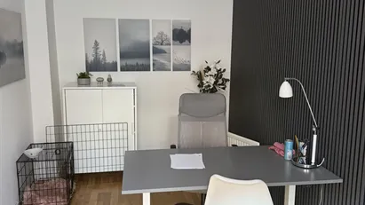 Dela lokal med oss? Eget kontorsrum