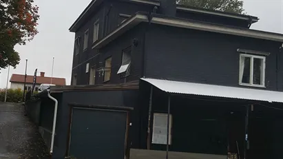 Lager-/Verkstadslokal uthyres – ca 180 kvm i Sollentuna