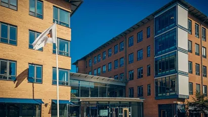 15 m takhöjd – Flexibelt och ljust kontor i Centrala Frösunda