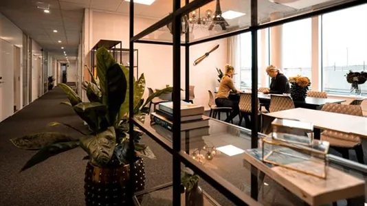 Office spaces for rent in Stockholm West - photo 2