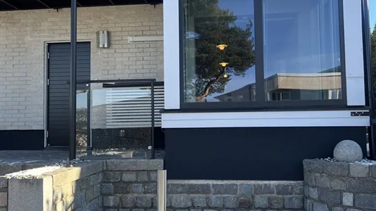 Office spaces for rent in Sundbyberg - photo 1