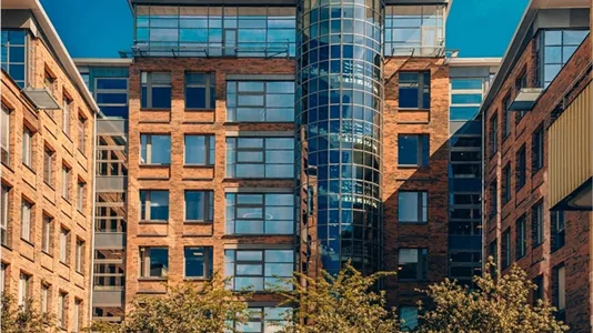 Værkstedslokaler til leje i Solna - billede 1