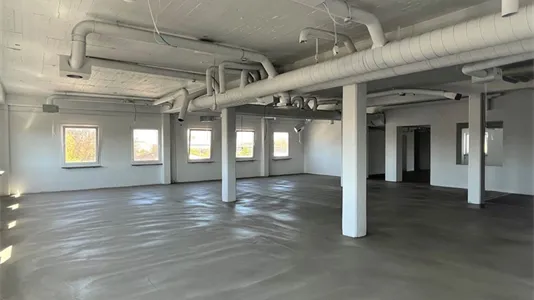 Warehouses for rent in Sofielund - photo 2