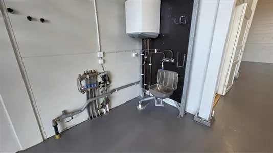 Industrial properties for rent in Nykvarn - photo 3