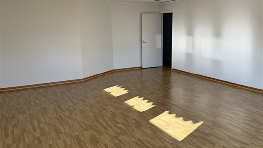 Büros zur Miete in Lerum - Foto 8